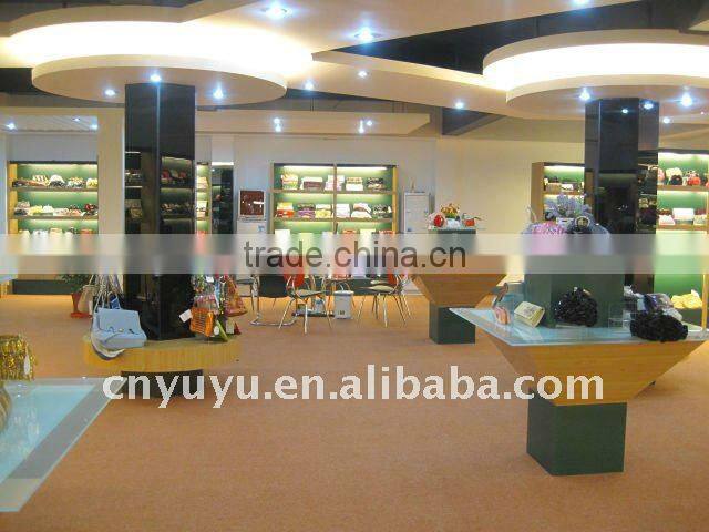 Kiss Clasp Wooden hardcase Floral Print Clutches