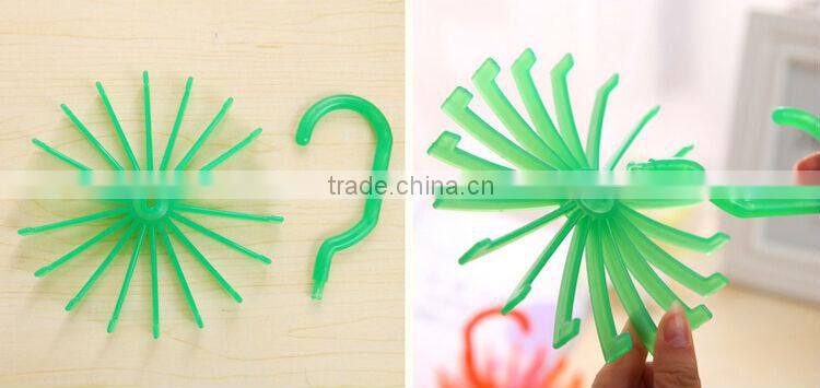 Rotating Twirl Tie Rack Adjustable Tie Belt Scarf Hanger Holder