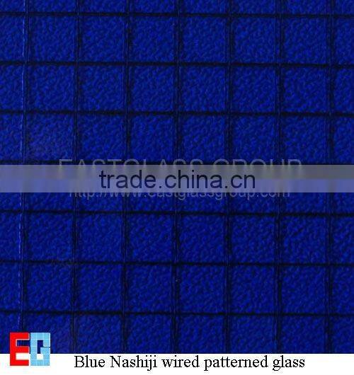 Nashiji wired patterned glass
