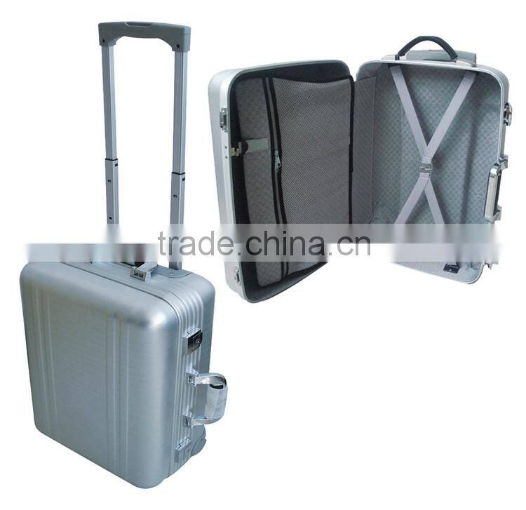 2016 Silver Color Cheap 28 Inch Trolley Suitcase With 4 Universal Wheels