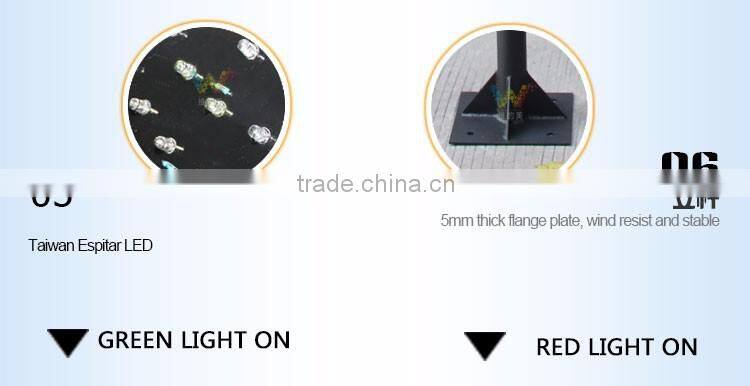 Chirstmas Room LED Decoration Mini Kid Pedestrian Solar Pole Traffic Signal Light