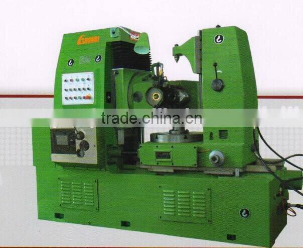 CNC gear hobbing machine Y3105K
