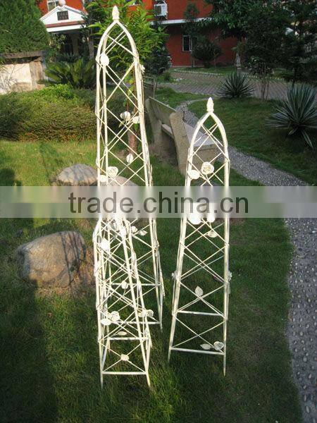 Vintage Antique White Ecofriendly Wrought Irons Powder Coated Small Garden Planter Pot Trellis