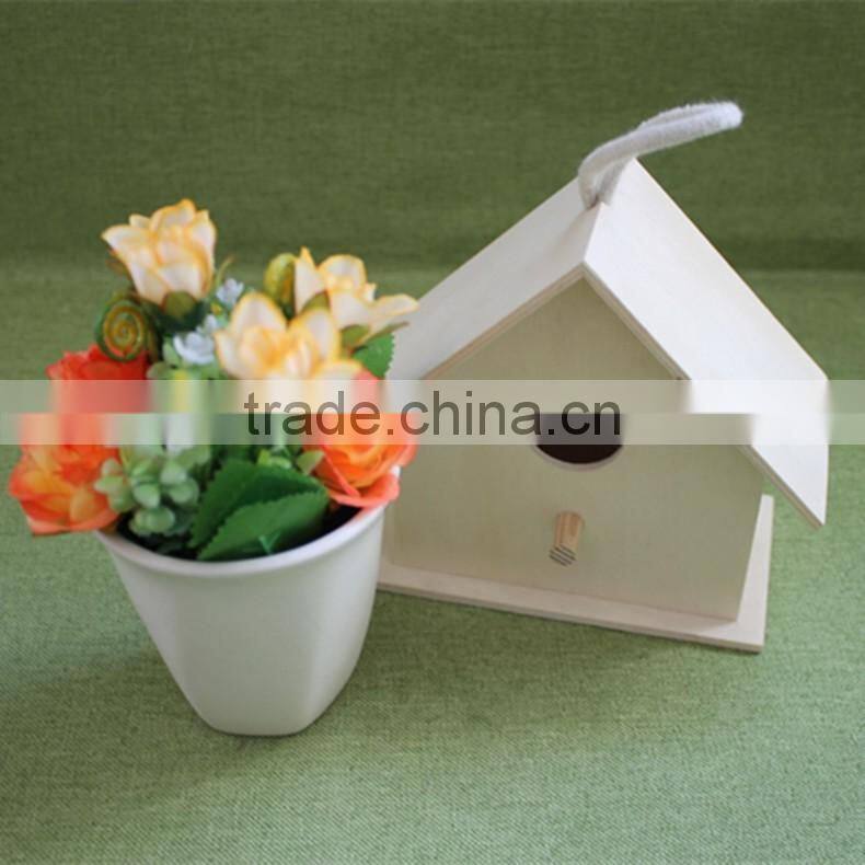 Cheap small wooden bird houses Arts and crafts bird house wicker bird houses with paulownia