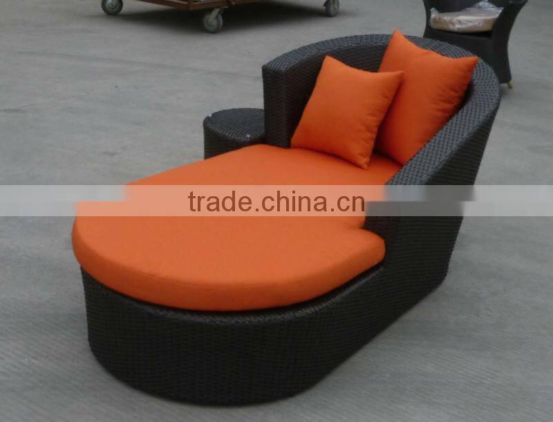 SGS test wicker rattan foot shape day bed sofa bed