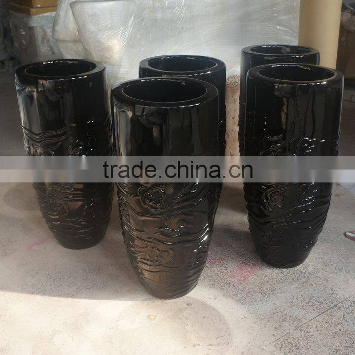 Modern black fiberglass pot