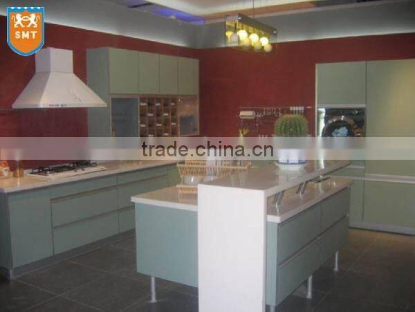 Solid Wood Kitchen Cabinet