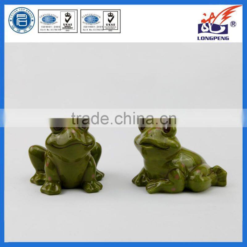 Small Size Cute Handmade Ceramic Frog Orament for Home Decoration