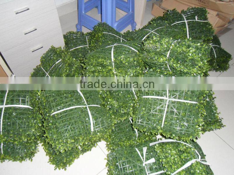 GNW BOX099 China Home Decor Wholesale Green Color Garden Landscaping Plastic Plants Artificial Boxwood Mat