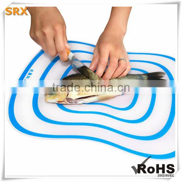 New products chopping board set with stand/cute cutting board/plastic cartoon cutting board manufacturer