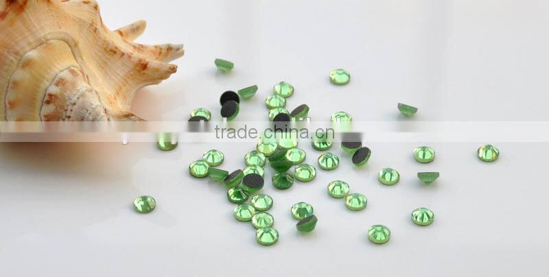 crystal fashion DMC hot fix stone shiny Garment Accessories for apparel in Peridot