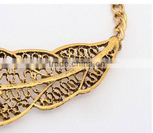 Silver Hollow Tree Leaf Choker Necklaces