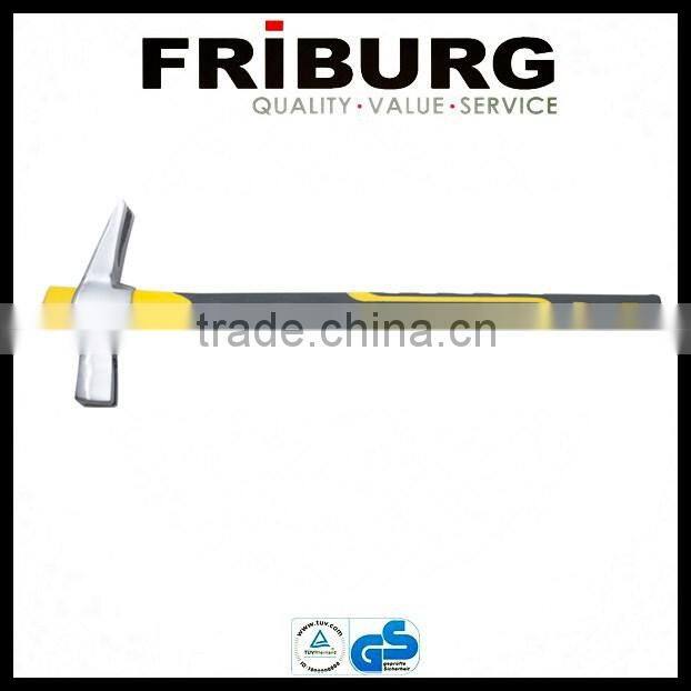 ITALY-TYPE CLAW HAMMER WITH TPR HANDLE