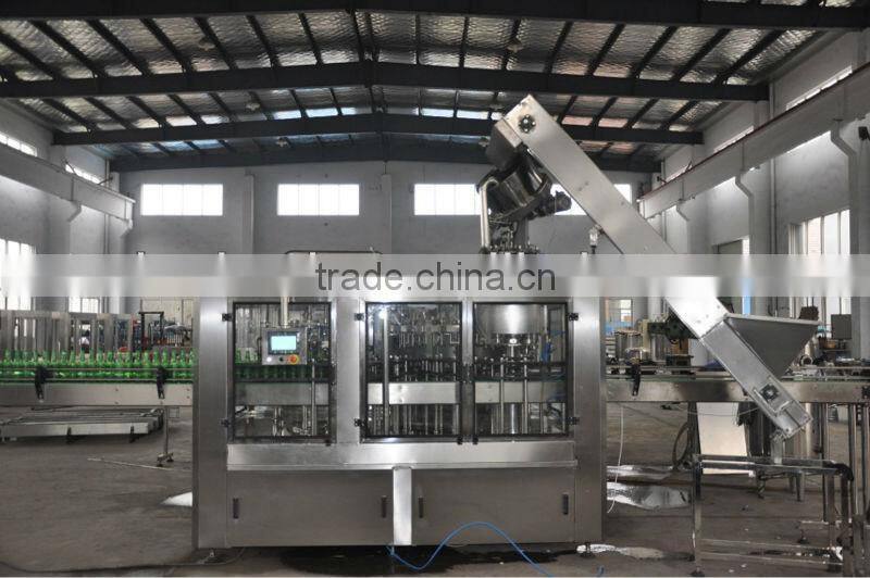 Soft drink bottling machine