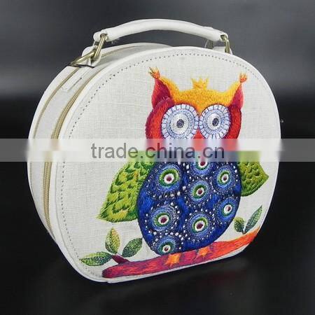 2016 Latest Owl Embroidery Handbag and Messenger bag for Sale