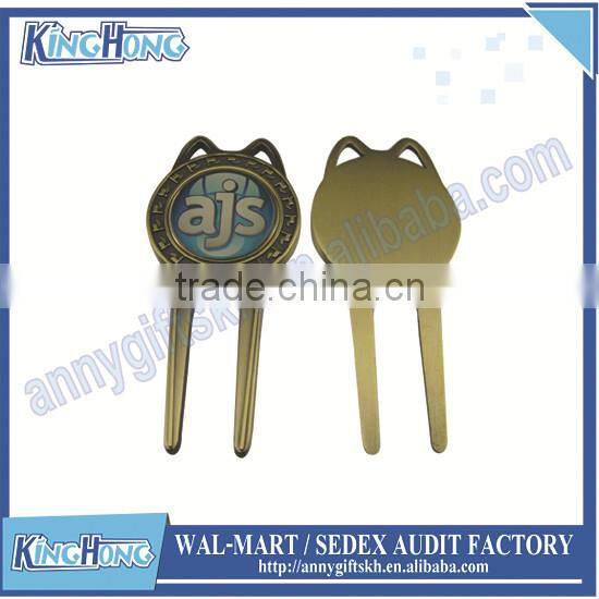 Colorful automatic metal retractable divot tool