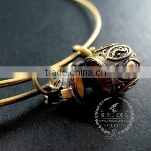 vintage bronze antiqued nut prayer box leaf ice green glass beads wish charms fashion women wiring bangle bracelet 6450037