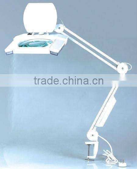 Magnifying Lamp