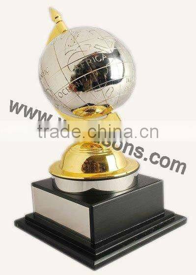 Christmas Decoratives Metal Trophy