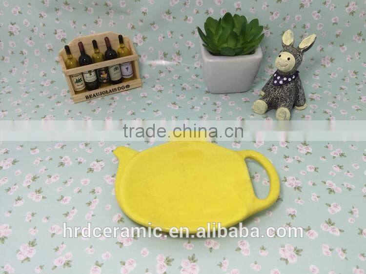 Made in China stocked dinnerware yellow ceramic dish