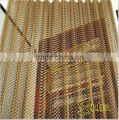 Customing Made Red Metal Wire Mesh Custom Room Divider