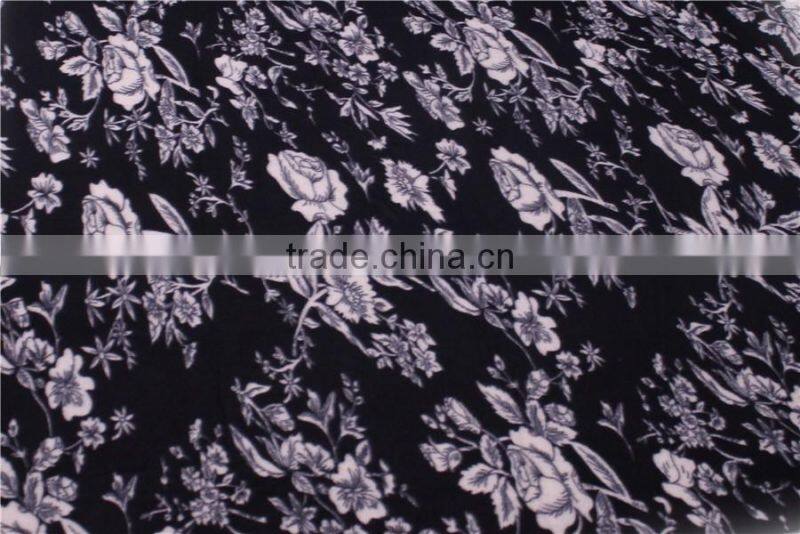 Promotional popular cheap price comfortable soft blanket 100%polyester fleece