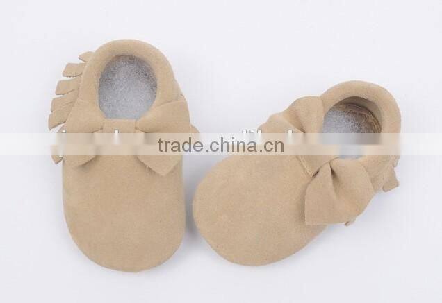 Classic design 100% suede baby moccasins with bow, bow moccains for baby