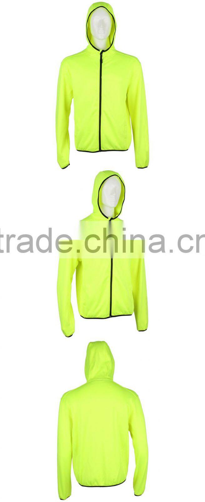 China Cheap Unbranded Mens Sportswear for Wholesale