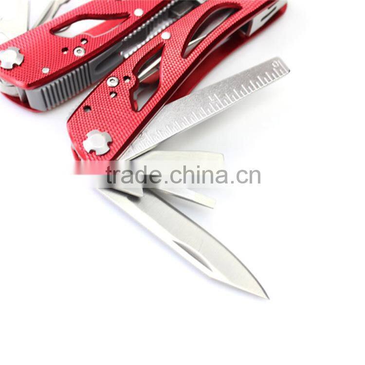 Safety and handy aluminium multi-functional plier