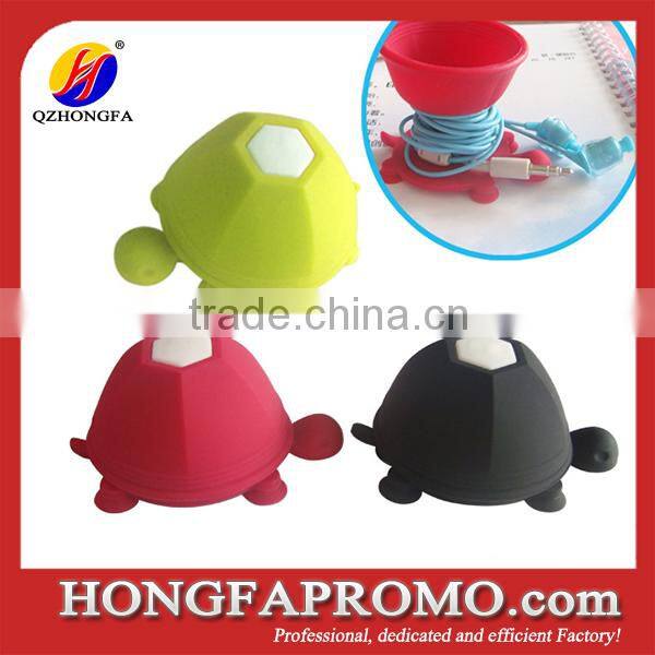 Silicone mobile phone holder with earphone wrap