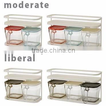 Functional stylish plastic container food packaging for spice