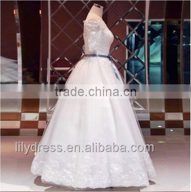 Elegant Sexy Off The Shoulder Princess Ball Gown Wedding Dresses Half Sleeve Bridal Gown With Ribbons Flower Sash Beaded ML056