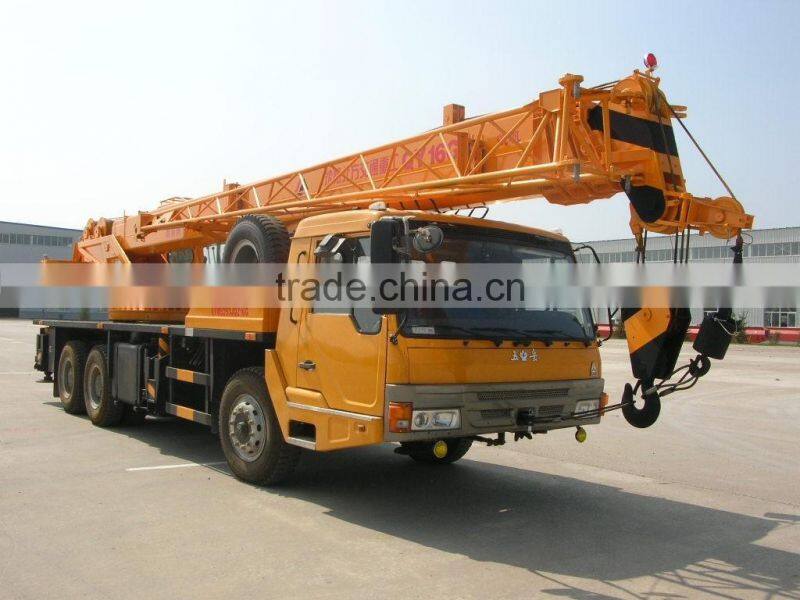 N.Traffic 16 ton popular truck with arm crane telescopic truck crane(QY16G)