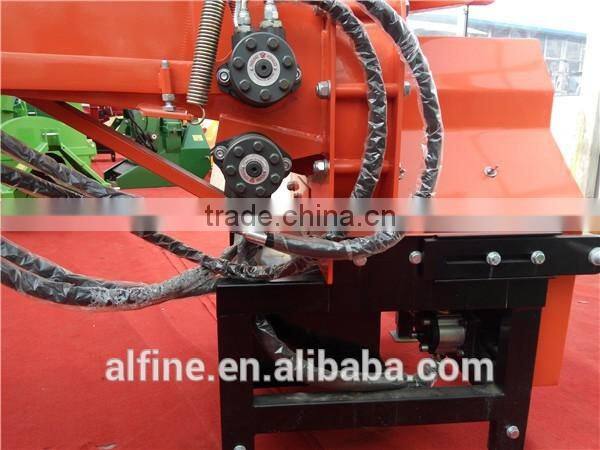 CE approved tractor PTO driven wood chipper with hydraulic feeding
