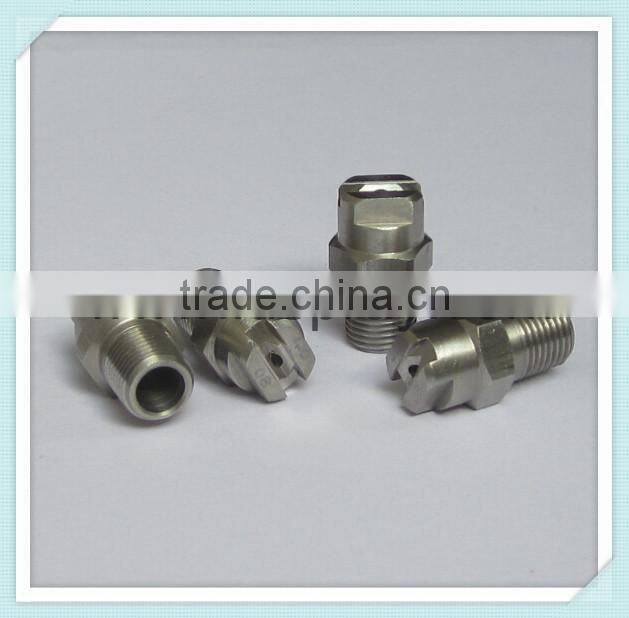 Low-pressure flat fan spray water nozzle