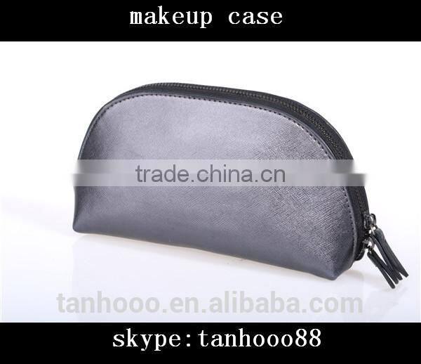 Fashion Style Black Shell Shape Leather Makeup Bags Cases