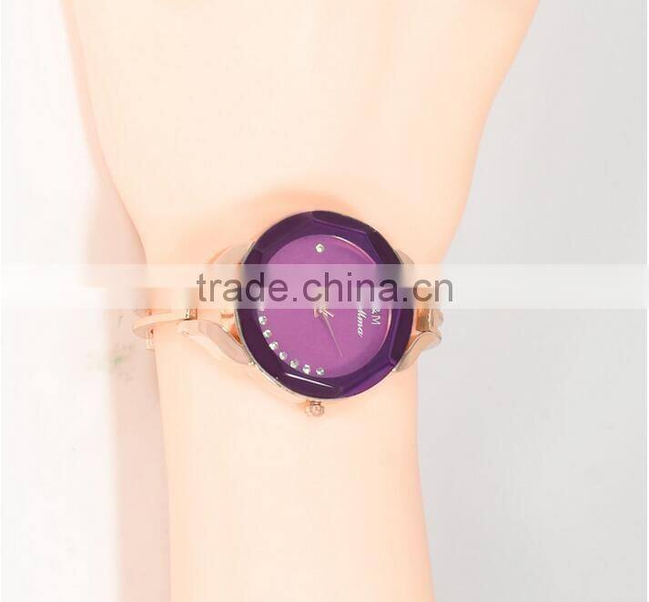 charming lady decoration wristwatch vogue crystal dial alloy strap women watch