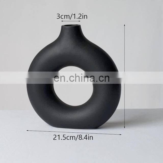 Black Circular Hollow Ceramic Vase Donuts Nordic Flower Pot Home Decoration Accessories Office Living Room Interior Decor