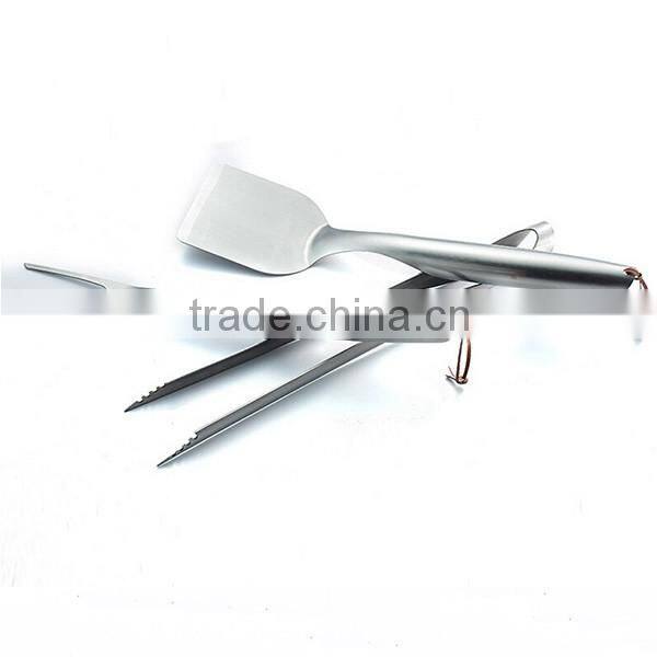 Good quality and factory price rustless Pack of 3 Stainless Steel BBQ Set with silicone glove