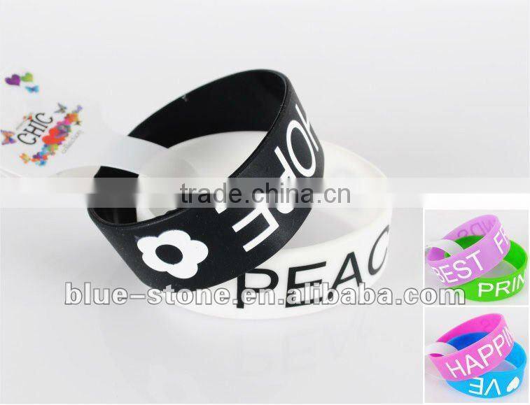 2013 Hot color popular silicon wristbands