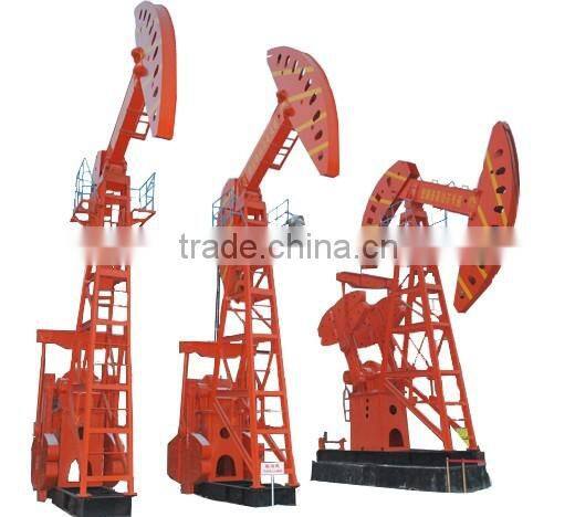 Double-horse pumping jack used in oil land