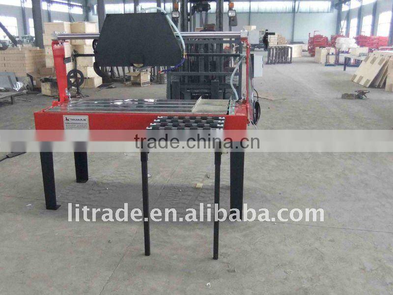 For cutting stone into tiles, stone cutting machine