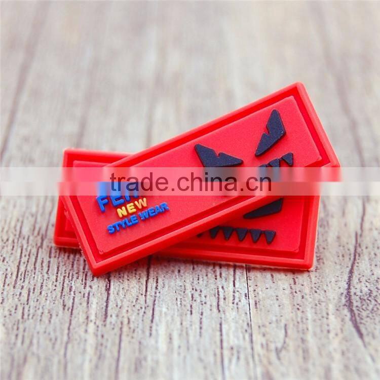 Private indonesia red shield shape pvc label for suitcase flannel shirt