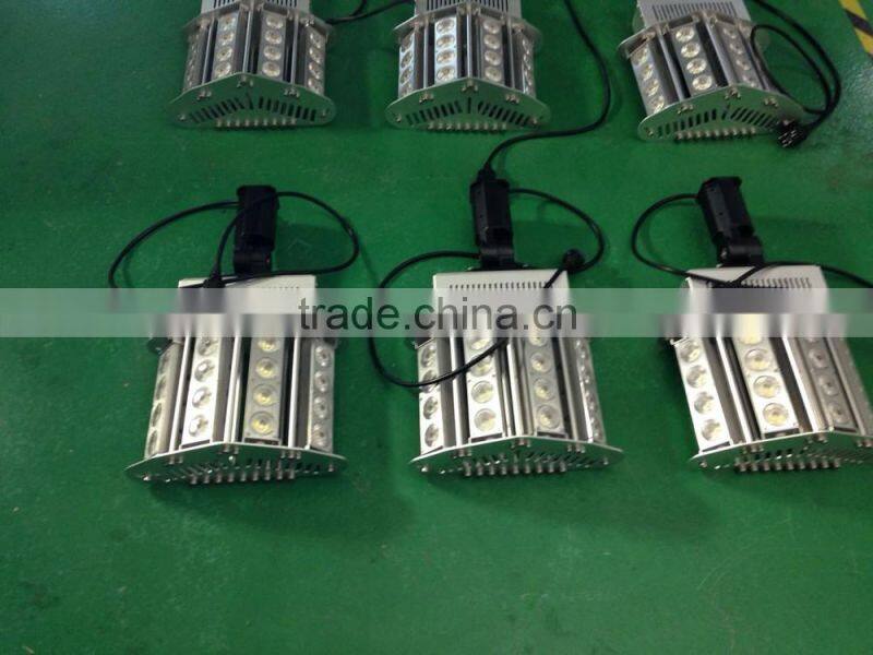 super power 160LPW solar wind led street light