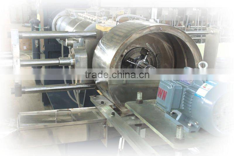 Twin screw extruder strand pelletizing line