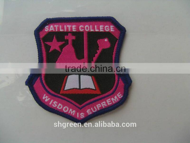 Triangle school cloth badge,merrow border woven badge