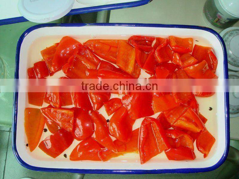 canned red PAPPER cut