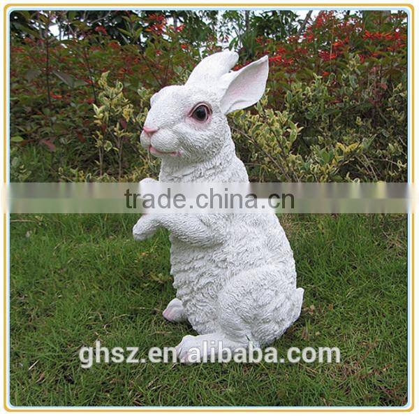 Bespoke resin decorative lovely standing rabbit sculpture for garden decoration