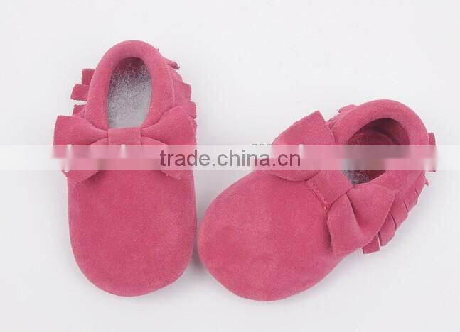 Classic design 100% suede baby moccasins with bow, bow moccains for baby