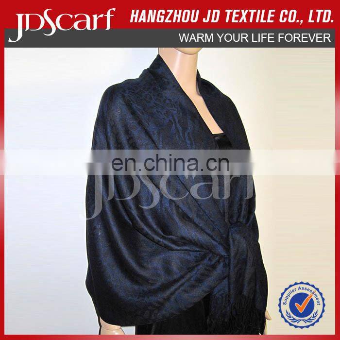 Alibaba supply hot sale special offer vintage scarf